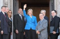 US Secretary of State Hillary Clinton waves upon her arrival at the Congress in Montevideo, capital of Uruguay, March 1, 2010. Hillary Clinton arrived in Uruguay on Monday to attend the inauguration of President-elect Jose Mujica, and to kick off her 6-nation Latin American trip. [Xinhua photo]