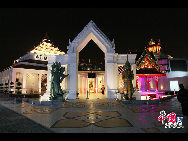 The Thailand Pavilion has been painted red and gold, among other colors, to create a beautiful backdrop. It reveals traditional Thai architectural features. The pavilion's mascot 'Tai' - a cute, friendly and cheerful child-giant – will welcome visitors at the entrance. [Photo by Hu Di]