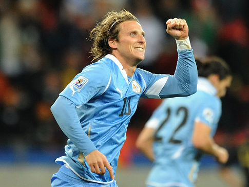 Diego Forlan (URU) (Photo source: Global Times) Diego Forlan (URU) (Photo source: Global Times)