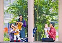A nationwide survey conducted by CCTV shows that 44.7 percent of Chinese are happy or very happy.