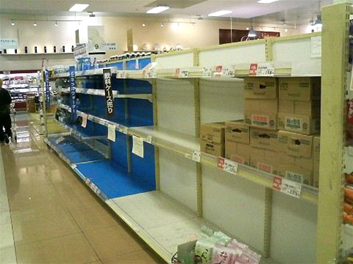 Mineral water are sold out in supermarkets in Tokyo after a radioactive substance in unsafe levels for infants was detected in Tokyo tap water. 
