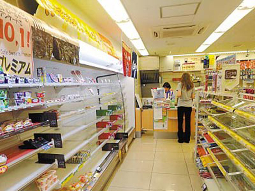 Mineral water are sold out in supermarkets in Tokyo after a radioactive substance in unsafe levels for infants was detected in Tokyo tap water. 